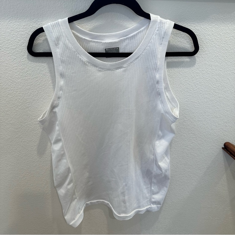 Athleta tank size M